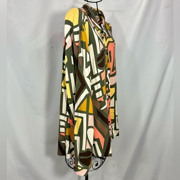 Big Dart colorful geometric button down size M - Picture 4 of 7